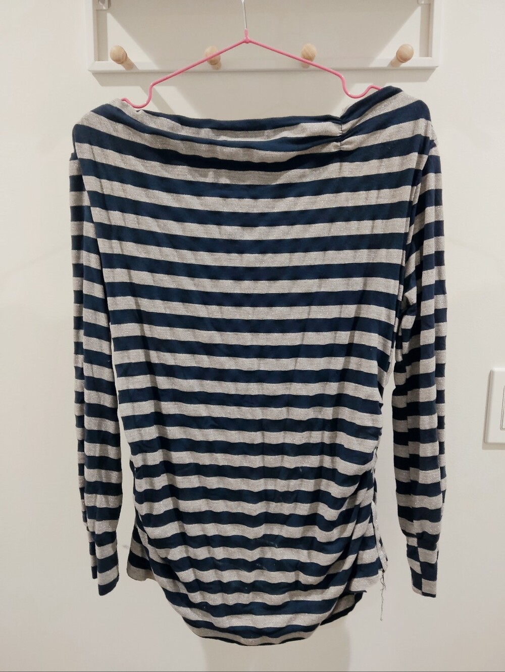 Women's Striped Long-Sleeve Boatneck Top - Navy & Light Gray Fall Outfit